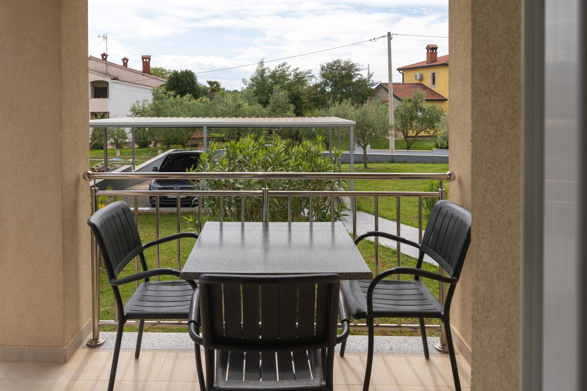 Dani'S Place Пореч Екстер'єр фото