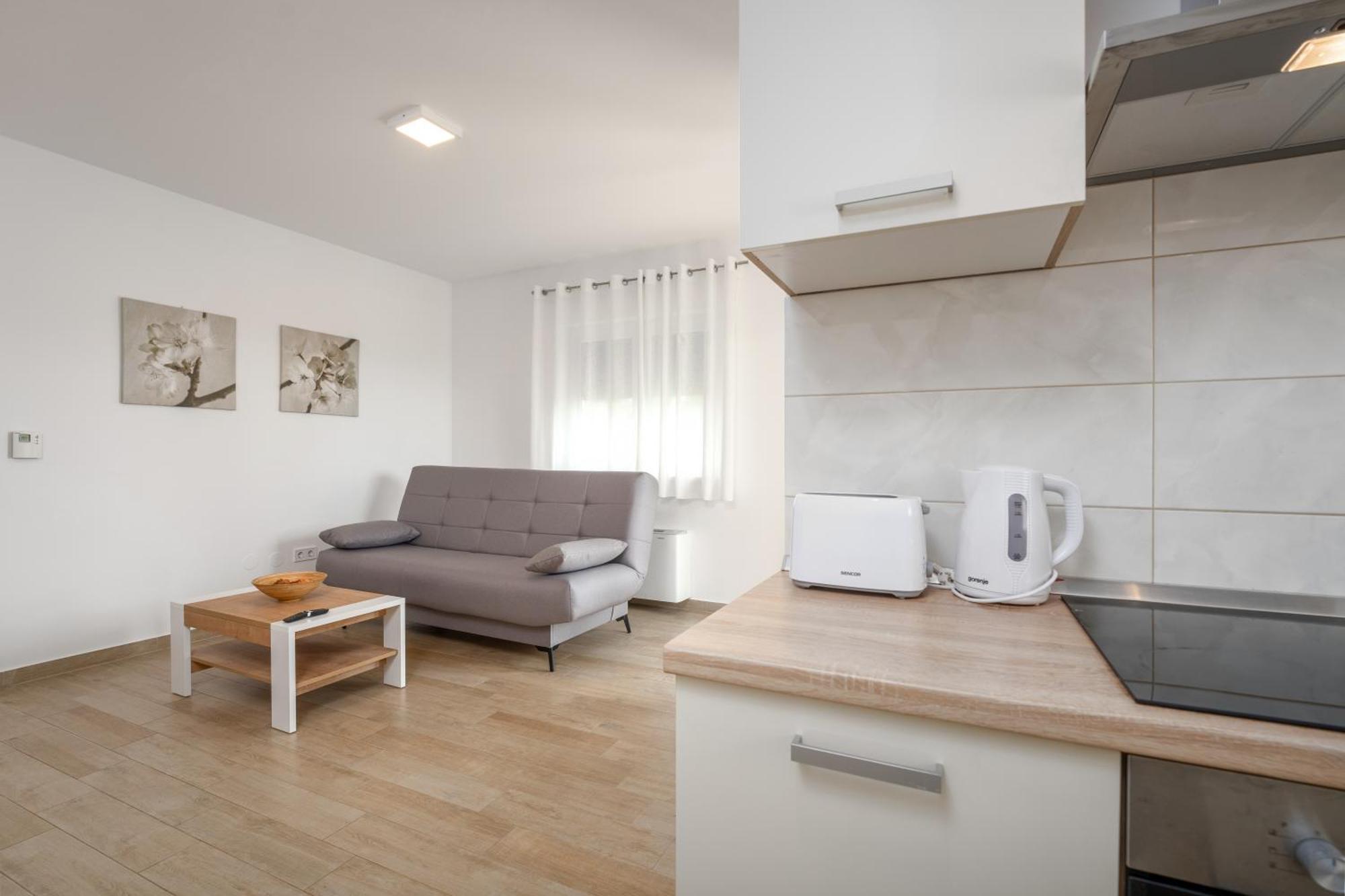 Dani'S Place Пореч Екстер'єр фото