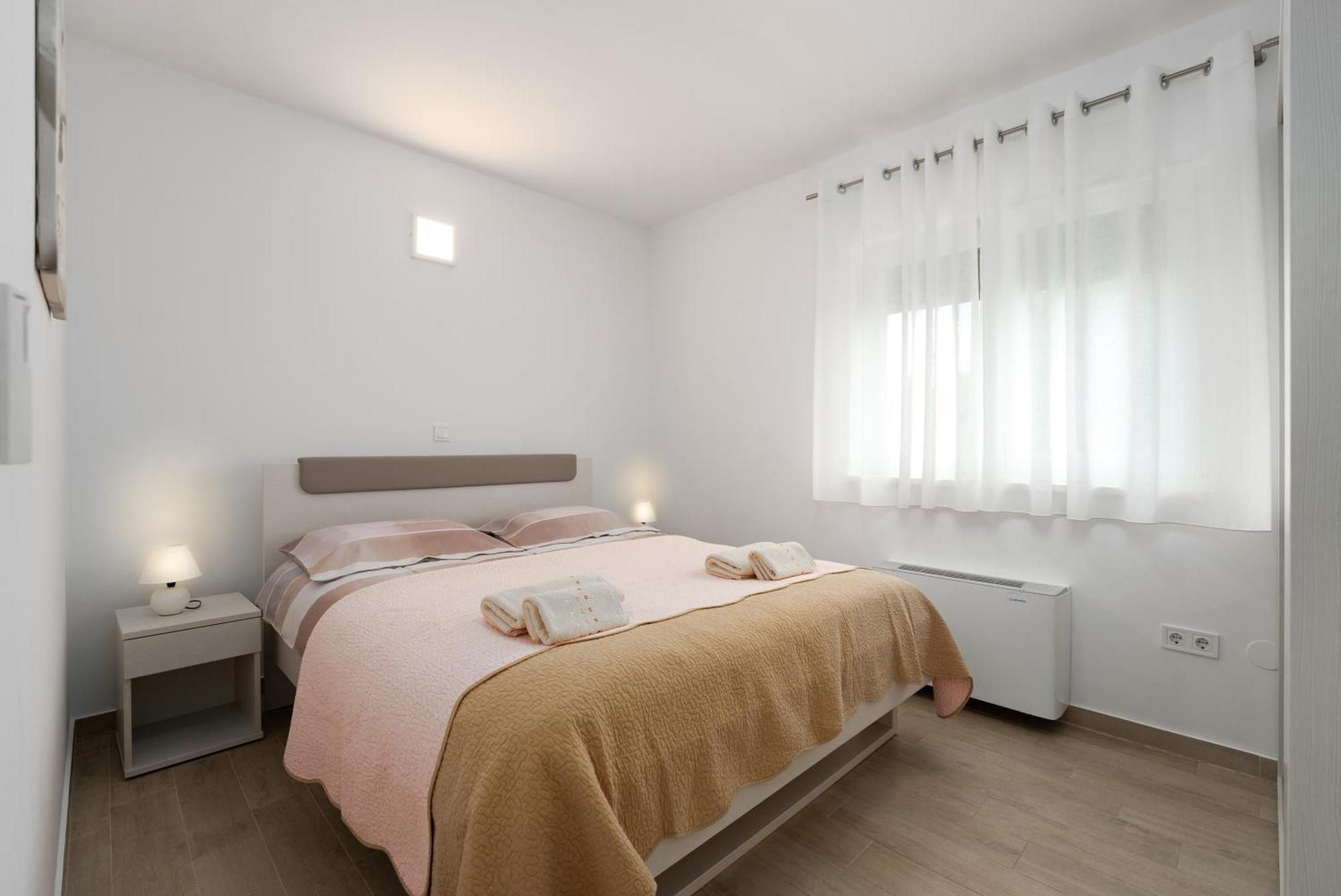 Dani'S Place Пореч Екстер'єр фото